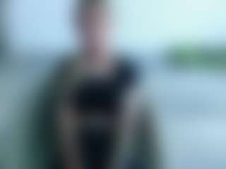 Live cam show with Deidi - Bedroom Blonde Hair on AdultVida.com