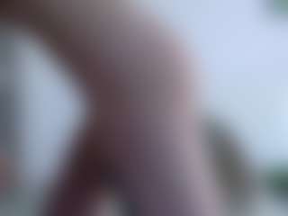 Live cam show with Deidi - Bedroom on Fling VIP Chat