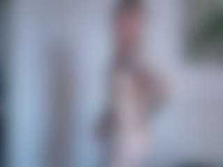 Live cam show with Deidi - Blonde Hair Dildo on CamClone