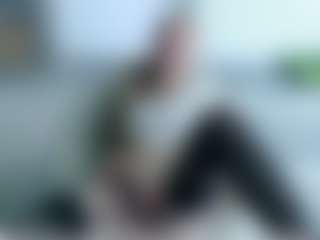 Live cam show with Deidi - Blonde Hair Small Tits on Camsoda