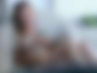 Live cam show with Deidi - Fit on madthumbs