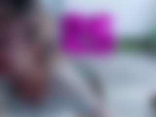 Live cam show with Deidi - Thin on Camsoda