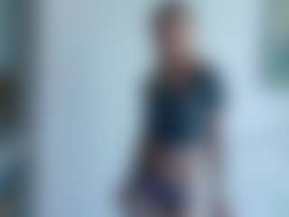 Live cam show with Deidi - Petite Young Adult on friskycurves.com