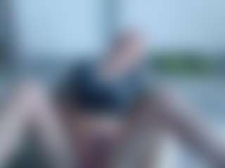 Live cam show with Deidi - Flashing on Uber Horny
