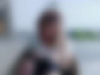Live cam show with Deidi - Blonde Hair on Gym Cam Girls