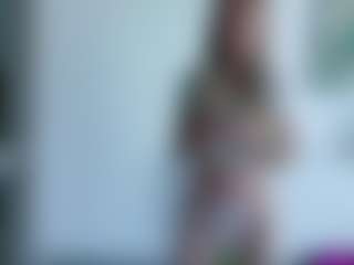 Live cam show with Deidi - Athletic Brown Eyes on Camsoda