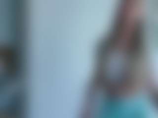 Live cam show with Deidi - Brown Eyes Blonde Hair on sexylive.show