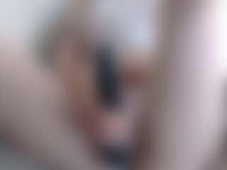 Live cam show with Deidi - Blonde Hair Small Tits on Camsoda
