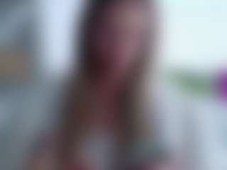 Live cam show with Deidi - Small Ass on Stripli.com