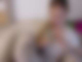 Live cam show with Deidi - Blonde Hair College on Camsoda