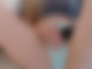 Live cam show with Deidi - Athletic College on Pornisteam.com