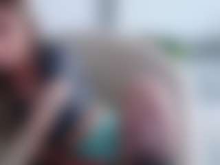 Live cam show with Deidi - Brown Eyes Blonde Hair on EXY