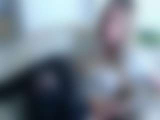 Live cam show with Deidi - Lovense on Stripli.com