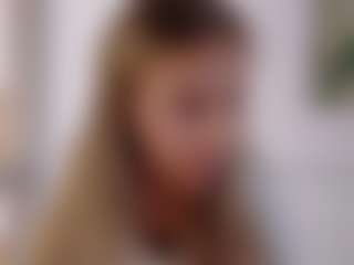 Live cam show with Deidi - Fit on StripNow