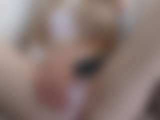 Live cam show with Deidi - Fit on Streamer API