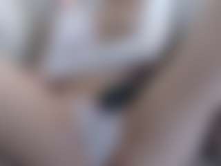 Live cam show with Deidi - Bedroom Blonde Hair on Camsoda