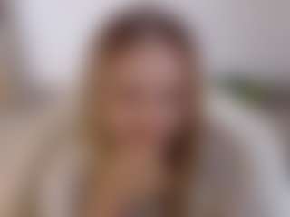 Live cam show with Deidi - Small Tits on TeamSkeetLive