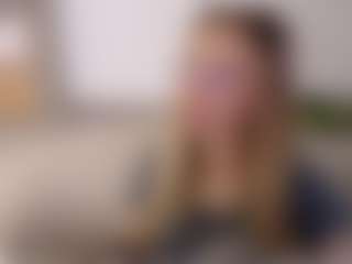 Live cam show with Deidi - Athletic College on Camsoda