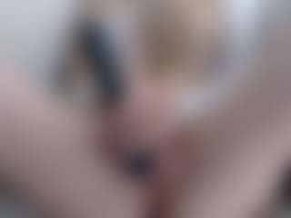Live cam show with Deidi - College on livesexfox.com