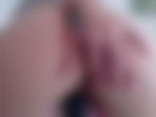 Live cam show with Deidi - Athletic Small Tits on Camsoda