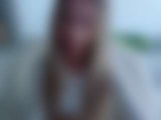 Live cam show with Deidi - Petite on camwithhim.com