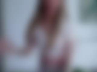Live cam show with Deidi - Bikini on CamwithHer