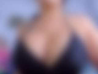 Live cam show with Fabiana BIG BOOBS - Butt Plug on Fling VIP Chat