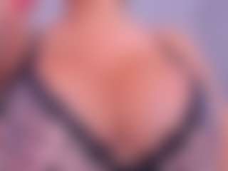 Live cam show with Fabiana BIG BOOBS - Thick on x69.live
