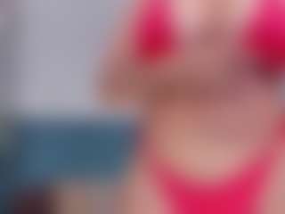 Live cam show with Fabiana BIG BOOBS - Butt Plug on Livezox
