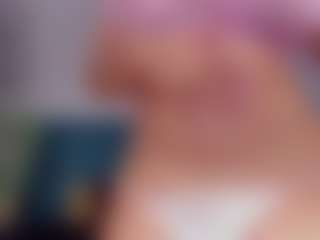 Live cam show with Fabiana BIG BOOBS - Butt Plug on Camsoda