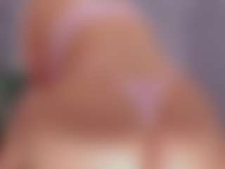 Live cam show with Fabiana BIG BOOBS - Butt Plug on Camsoda