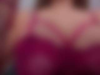 Spettacolo in cam dal vivo con Fabiana BIG BOOBS - Butt Plug su Camsoda