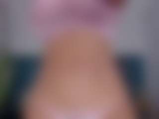 Live cam show with Fabiana BIG BOOBS - Living Room on Camsoda