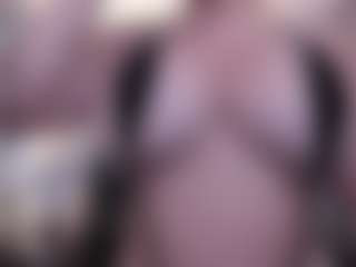 Live cam show with Fabiana BIG BOOBS - Thick on Camsoda