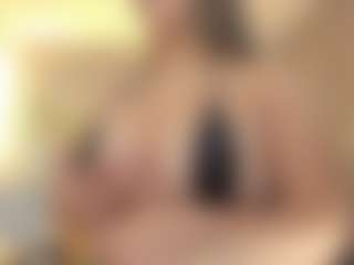 Live cam show with Fabiana BIG BOOBS - Thick on SpankPalCams