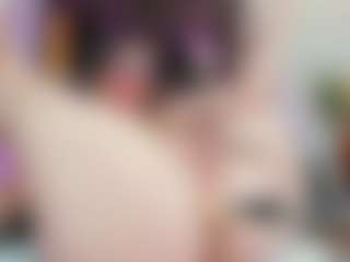 Live cam show with Anal_Queen_Mona - Green Eyes on CamSodaAdn