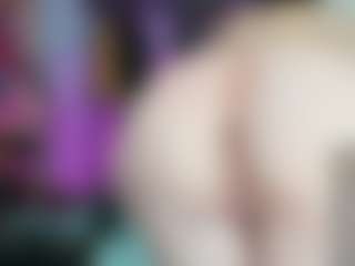 Live cam show with Anal_Queen_Mona - Drinking on livesuperchat.net
