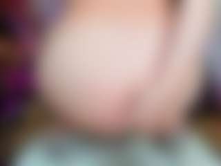 Live cam show with Anal_Queen_Mona - Natural on PervPlay.com