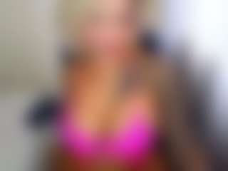 mia-hott's Live Sex Cam Show