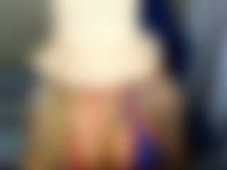 Live cam show with mia-hott - BBW MILF on Big Tits
