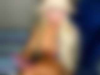 Live cam show with mia-hott - Blonde Hair on Camsoda.co