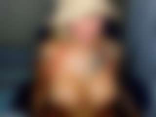Live cam show with mia-hott - Blonde Hair HD on hrnylive.com