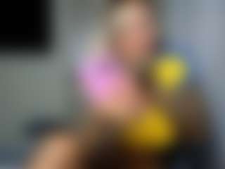 mia-hott's Live Sex Cam Show