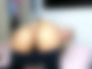 mia-hott's Live Sex Cam Show