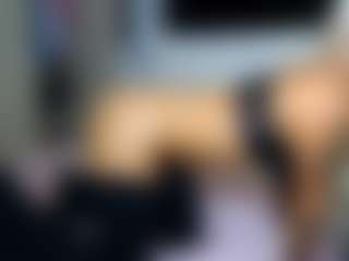 Live cam show with mia-hott - Wet on StripNow