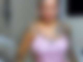 mia-hott MILF webcam performer live streaming