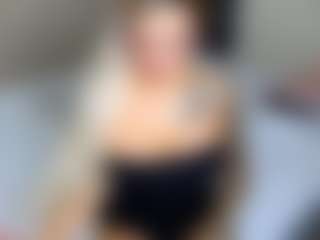 mia-hott's Live Sex Cam Show