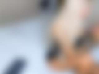 mia-hott's Live Sex Cam Show