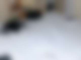 Live cam show with mia-hott - Gamer Latina on Camsoda | colombia