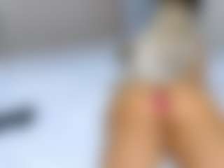 mia-hott's Live Sex Cam Show